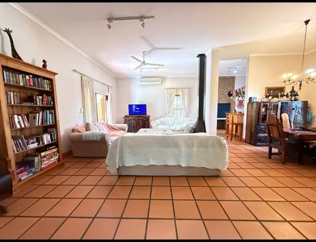 4 BEDROOM HOUSE FOR SALE IN DIE WINGERD